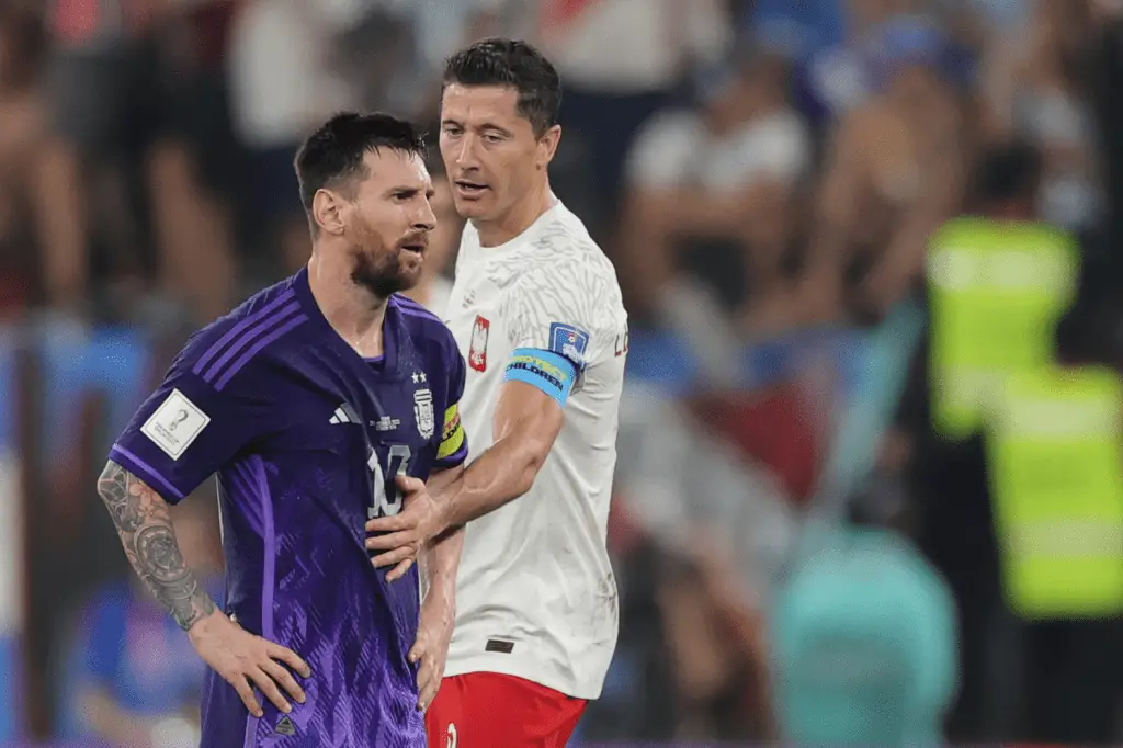 CDM 2022 : Lewandowski révèle enfin ce qu'il a chuchoté à l'oreille de Messi